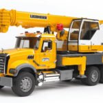 02818 - CAMIÓN MACK GRANITE C/GRUA TELESCOPICA LIEBHERR